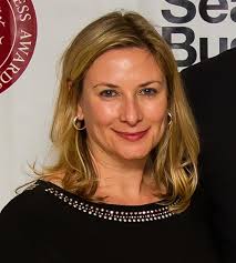 POWER: How J.D. Power III Became the Auto Industry's Adviser, Confessor,  and Eyewitness to History: Sarah Morgans: 9780981833682: Amazon.com: Books