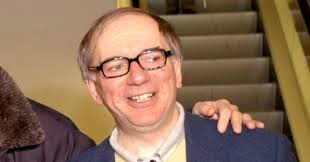 Il mondo della televisione piange la scomparsa improvvisa di paolo beldì, morto nella sua casa di montagna a stresa all'età di 66 anni. Vwgkz9p4to3k M