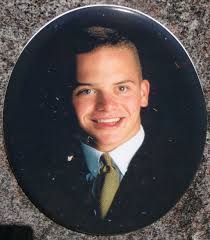 Ammon Neil Gladwell (1982-2005)