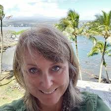 Gena Ellis's Instagram, Twitter & Facebook