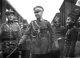 Ambasadorem polski we włoszech przestał być 13. Boleslaw Wieniawa Dlugoszowski Wydawnictwo Militarne Zbiam