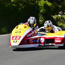 Stephen Ramsden & James Coward (Yamaha) 1995 Sidecar TT