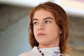 Courtney Crone's Instagram, Twitter & Facebook