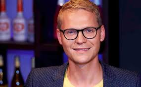 Het gerucht ging al eerder deze week, maar eddy zoëy is inderdaad de opvolger van beau van erven dorens in rtl boulevard. Nieuwe Opzet Rtl Boulevard Zorgt Voor Opschudding