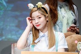 5,679 likes · 76 talking about this. Get To Know Twice S Dahyun Profile Mnet Sixteen And More Channel K