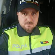 Circulația pe Drumurile cu 3 Benzi!...