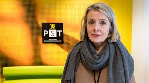 Tor mikkel wara (frp) ante ingenting før telefonen hans ringte. Pst Har Siktet Samboeren Til Tor Mikkel Wara For Bilbrann Smp No Nyheter Nyheter Fra Alesund Sunnmore Og Nordvestlandet