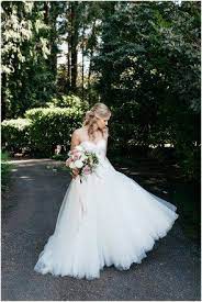 Feminine Wedding At Sodo Park In Seattle Wedding Planner Mexico Wedding Dress Seattle Wedding Dress Queen Wedding Dress