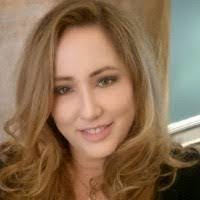 Lorraine Burke's Instagram, Twitter & Facebook