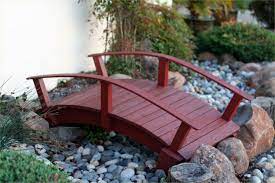 Every detail is perfect, including the flat stone supports beneath it. 50 Stunning Small Backyard With Bridge Ideas Decor Renewal Backyard Bridges Small City Garden Garden Bridge