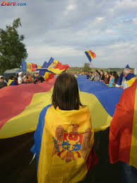 Pentru asta, avem nevoie de informații și date statistice care să ne ajute să înțelegem răspândirea românilor în lume. Cati Romani Vor Unirea Cu Republica Moldova Sondaj Inscop Mobile