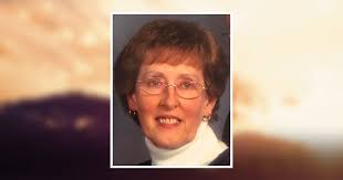 Donna Fenner's Instagram, Twitter & Facebook