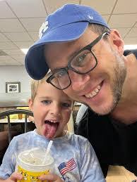 Cara Wells's Instagram, Twitter & Facebook