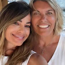 Below Deck Med 's Captain Sandy Yawn Marries Leah Schafer