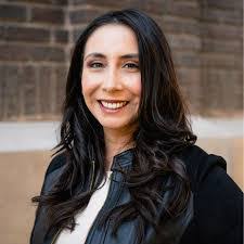 Rebecca Rollins's Instagram, Twitter & Facebook