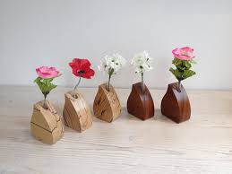 Vase De Fleur En Bois Tige Simple Mariage Tube A Essai En Etsy Wooden Flowers Wood Vase Wooden Vase