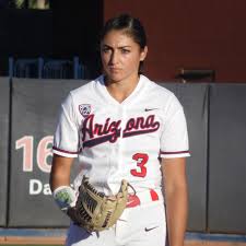 Lana lang in superman iii ; Arizona Softball Danielle O Toole Signs With Npf S Chicago Bandits Arizona Desert Swarm