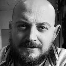 Galeano, sadece iki yıllık ortaokulu tamamladıktan sonra on dört. La Aduana De Eduardo Galeano The Citizen