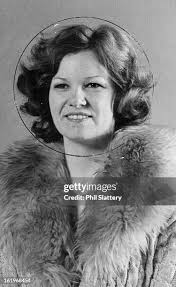 110 Mary Slattery Stock Photos, High-Res Pictures, and Images