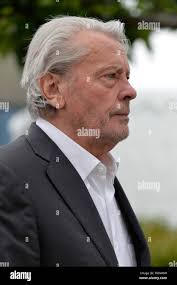 Alain delon immagini e fotografie stock ad alta risoluzione