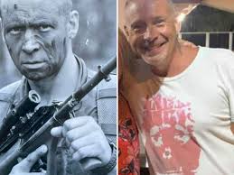 Townsville shooting: Army veteran shot dead by police after lunging at them  with knives in Kirwan