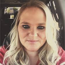 Kari Rowley's Instagram, Twitter & Facebook