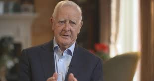 Born david cornwell, le carré worked for britain's intelligence service before turning his experience into fiction in works including 'tinker tailor soldier spy' and 'the spy who came in from the cold'. 3obmqgxlg0mlam