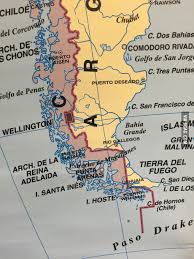 Cartes originales de chili et patagonie ▷ cette carte touristique propose une vue sur le chili et son pays voisin l'argentine. There Is A Black Square In Between Chile And Argentina On This Map I Found Does Anyone Know What It Is 9gag