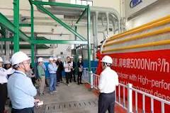 Chinese manufacturer unveils world's largest alkaline ...