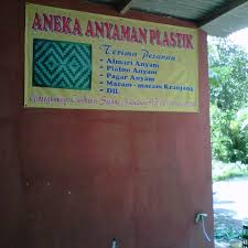 So, read webtoon manhwa online free in english on mangaeffect and offer your opinion in. Aneka Anyaman Plastik Sutrisno Kota Magelang Jawa Tengah