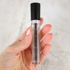 Hi everyone, there are so many products on the market today that promise to grow and strengthen your lashes, but some of them can have some disturbing side. Eyelash Growth Serum Diy Gina Michele