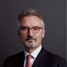 Frank Slevin's Instagram, Twitter & Facebook