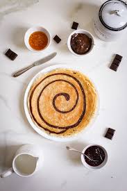 Crepes Tourbillon Recette Facile Chandeleur Un Dejeuner De Soleil Recette En 2020 Recette Facile Recette Pates Au Chocolat