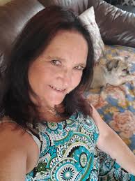 Helen DeVries Travel (@helendevriestravel) • Instagram photos and videos