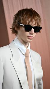 Calum Harper, le mannequin qui rhabille la haute couture