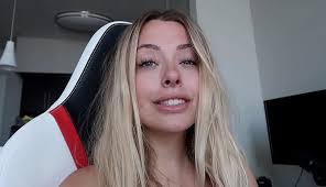 She was first starred in david dobrik's vlogs before commencing a. Corinna Kopf Leaves Twitch To Stream Exclusively On Facebook Gaming The Loadout