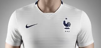 Les miss aussi, sauf que pour elles, ce n'était pas vraiment des vacances. Fff Le Maillot Blanc Exterieur Equipe De France 2015