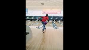 Setelah bola hampir sampai di atas sisi kanan kepala. Cara Baling Bola Bowling Yang Betul Youtube