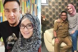 Kini Berada Di Atas Awan Pasca Dilantik Jadi Pejabat Tabiat Asli Pasha Ungu Dibongkar Mendiang Ibunda Okie Agustina Usai Bercerai Dari Putrinya Sikapnya Makin Menjadi Jadi Setelah Jadi Artis Terkenal