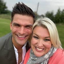 Denise Sewell's Instagram, Twitter & Facebook