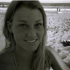 Lenore Howard's Instagram, Twitter & Facebook