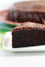 100gm Dark Cocoa Powder 250gm Castor Sugar 1 Can 400gm Evaporated Milk 200gm Vegetable Oil 250gm Moist Chocolate Cake Sour Cream Cake Chocolate Cake