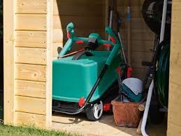 Looking for petrol lawn mowers? Best Petrol Or Electric Lawn Mower In Australia Expert Easy