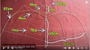 Buat cuikan atau penyangga untuk rangka sayap di adeg adeg ini dengan jarak 20 cm ke bawah. Cara Membuat Layangan Kelelawar Dari Bambu Ansori Web