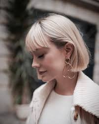 Our review includes short haircuts and hairstyles with short and elongated bangs, interesting hair color solutions and hair texture ideas for straight and curly hair. 55 Hot Short Bobs With Bangs Haircuts And Hairstyles For 2020