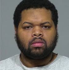 She could've died.": Baby miraculously survives after a man drops her from  the balcony during an argument with his ex-wife in Milwaukee.  https://tinyurl.com/3bsx77wn