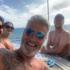 Roger Hawes's Instagram, Twitter & Facebook