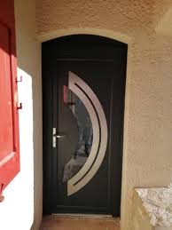 De garage sur la performance globale d. Realisation De Votre Magasin Tryba Manosque Porte D Entree En Aluminium Modele Duc