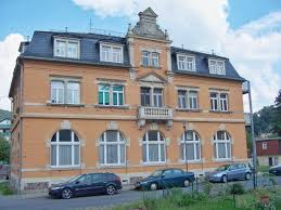 Das bad verfügt über eine dusche. 4 Zimmer Wohnung Zum Verkauf Lange Strasse 19 01705 Freital Sachsische Schweiz Osterzgebirge Kreis Mapio Net