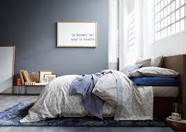 Le décor de la chambre est très simple et calme et. 5 Chambres Autour Du Gris M6 Deco Fr